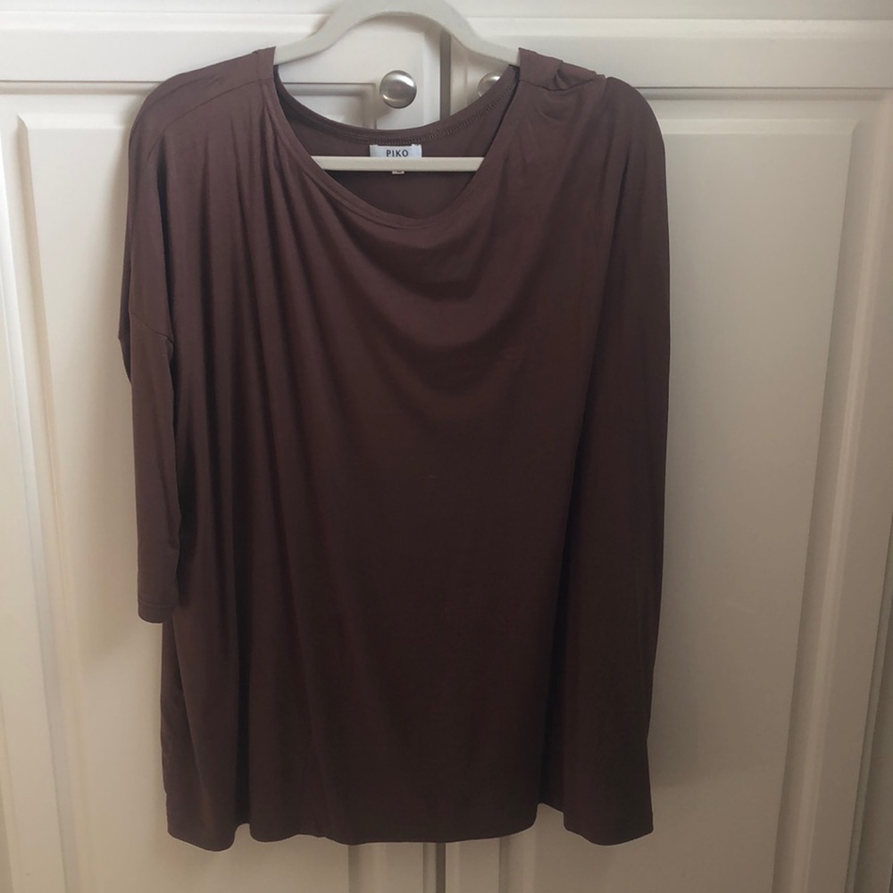 PIKO brand top
